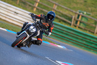 PJM-Wedding-Photography;enduro-digital-images;event-digital-images;eventdigitalimages;mallory-park;mallory-park-photographs;mallory-park-trackday;mallory-park-trackday-photographs;no-limits-trackdays;peter-wileman-photography;racing-digital-images;trackday-digital-images;trackday-photos